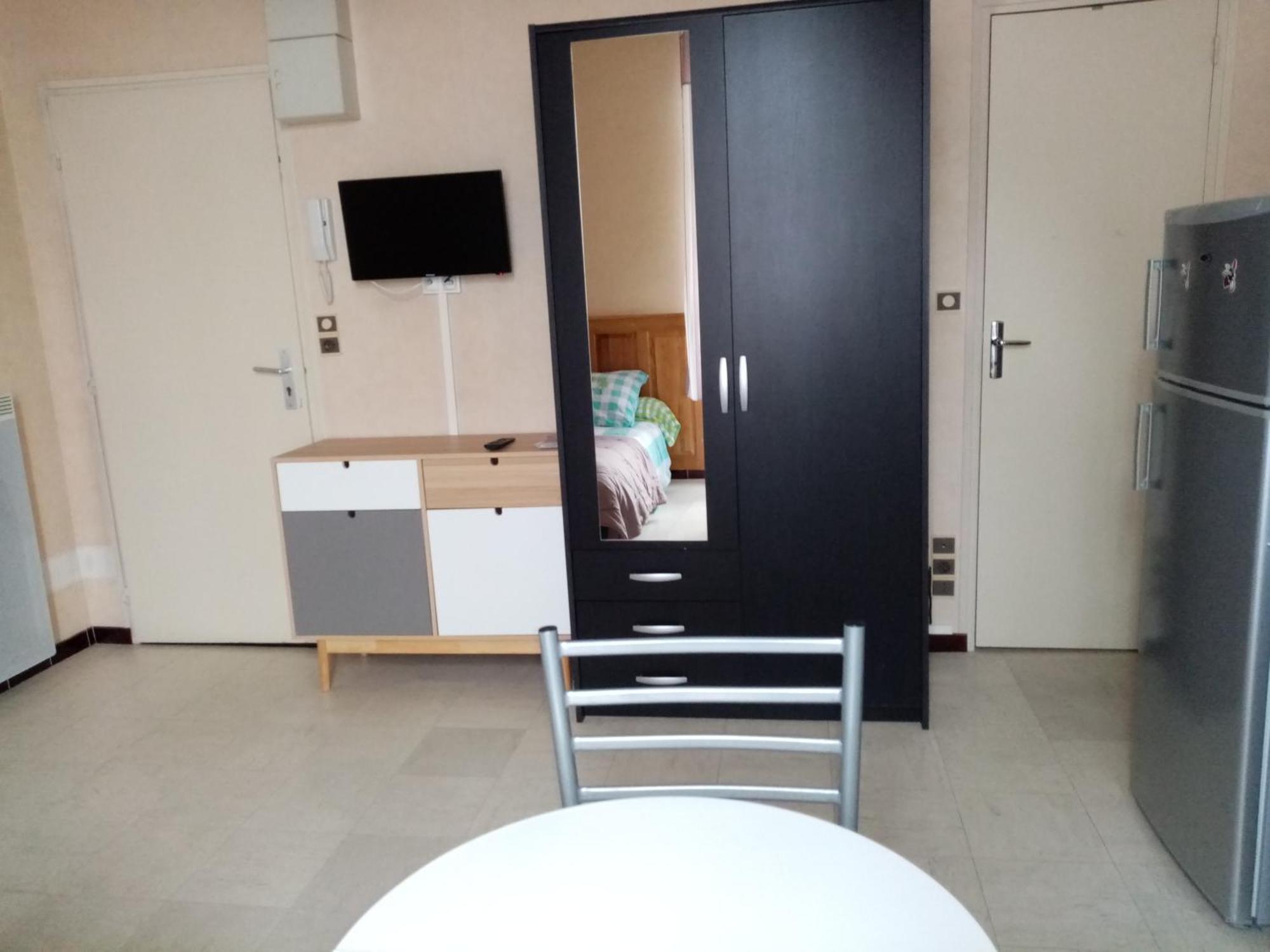 Studio Danton Труа Экстерьер фото